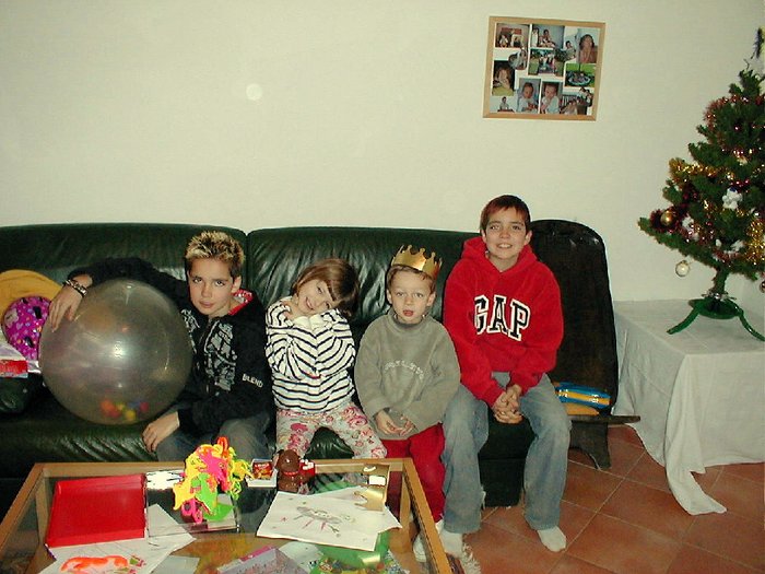 2004-jan-3rjumeaux.jpg